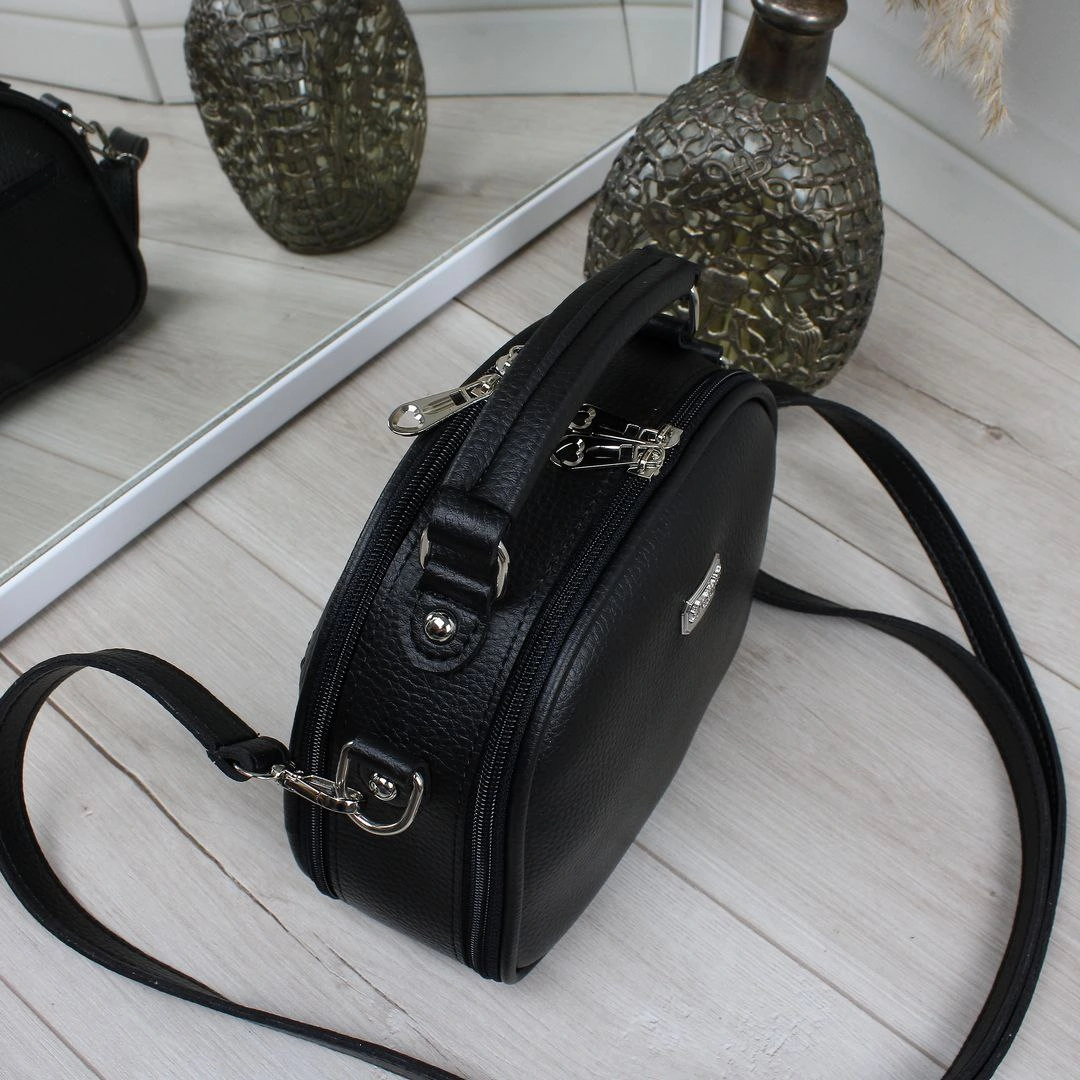 Жіноча сумка чорна з екошкіри, багатофункціональна крос-боді