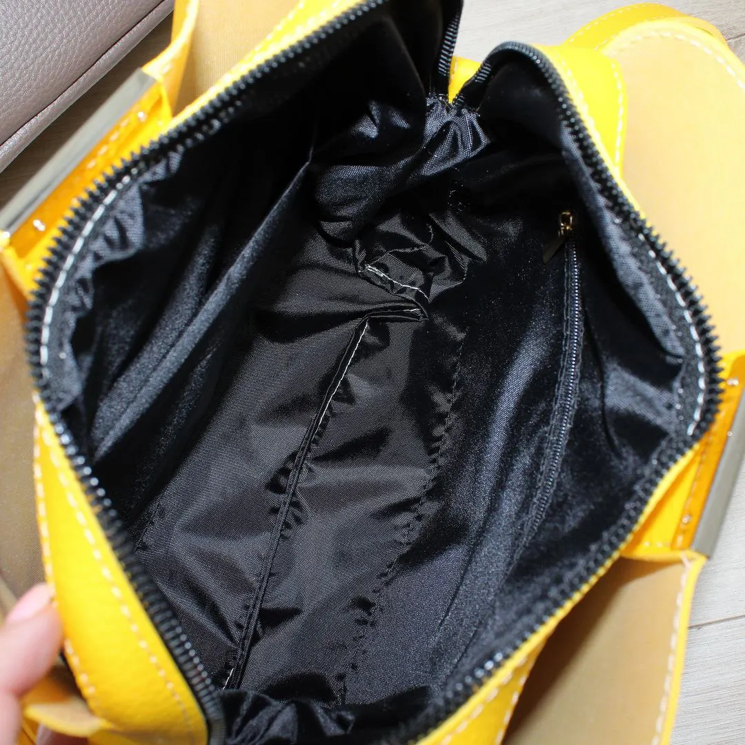 Жіноча сумка жовта класична еко-шкіра, яскрава та багатофункціональна