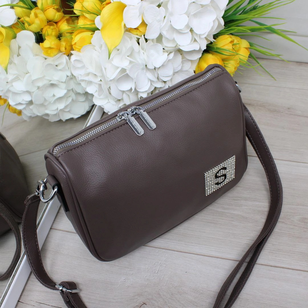 Багатофункціональна сумка-крос-боді Мокко для роботи з чіткою організацією