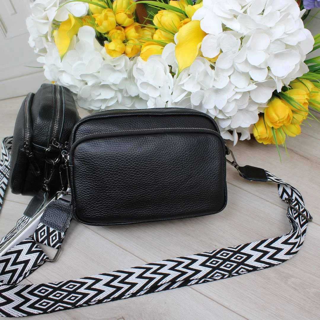 Жіноча сумка з натуральної шкіри: Чорна крос-боді для роботи та успіху