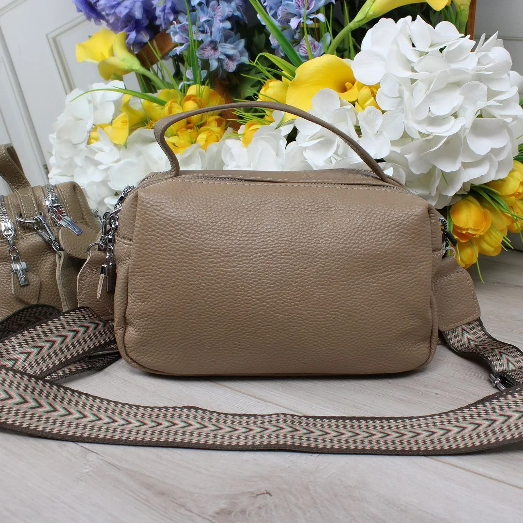 Жіноча сумка беж крос-боді універсальна для подорожей