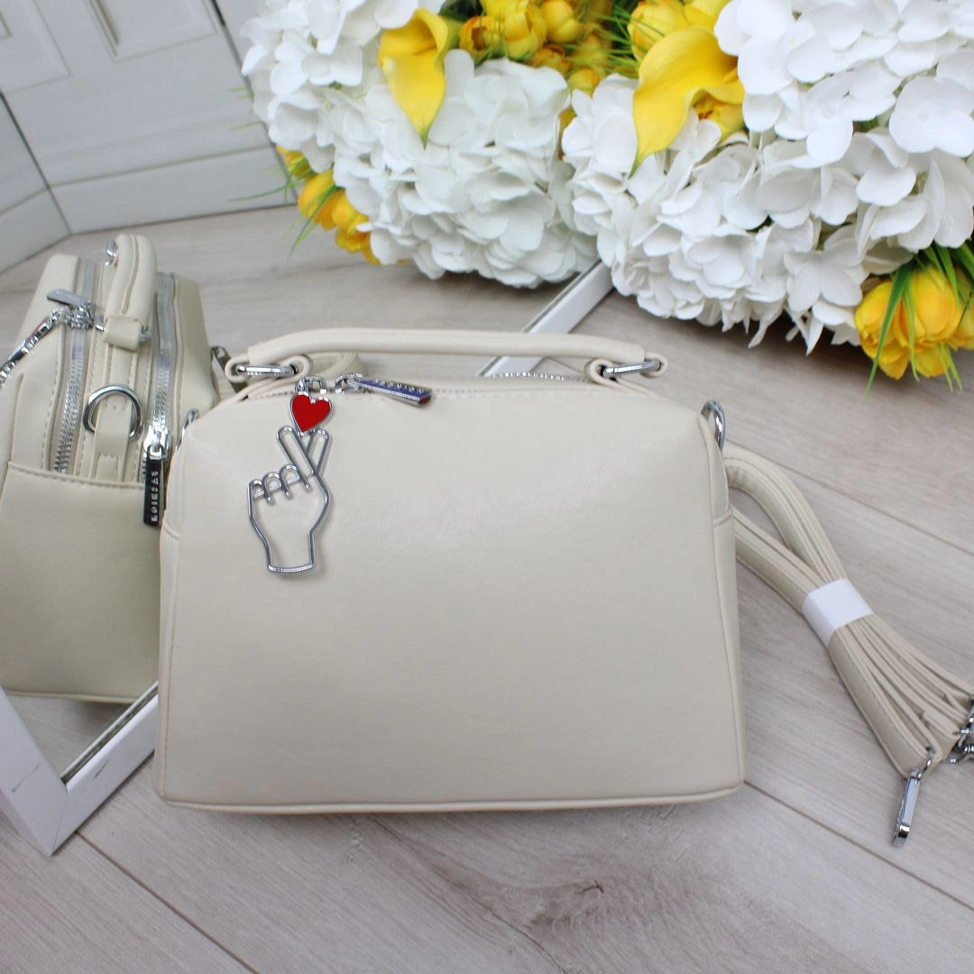 Ніжна молочна сумка крос-боді для романтичних побачень