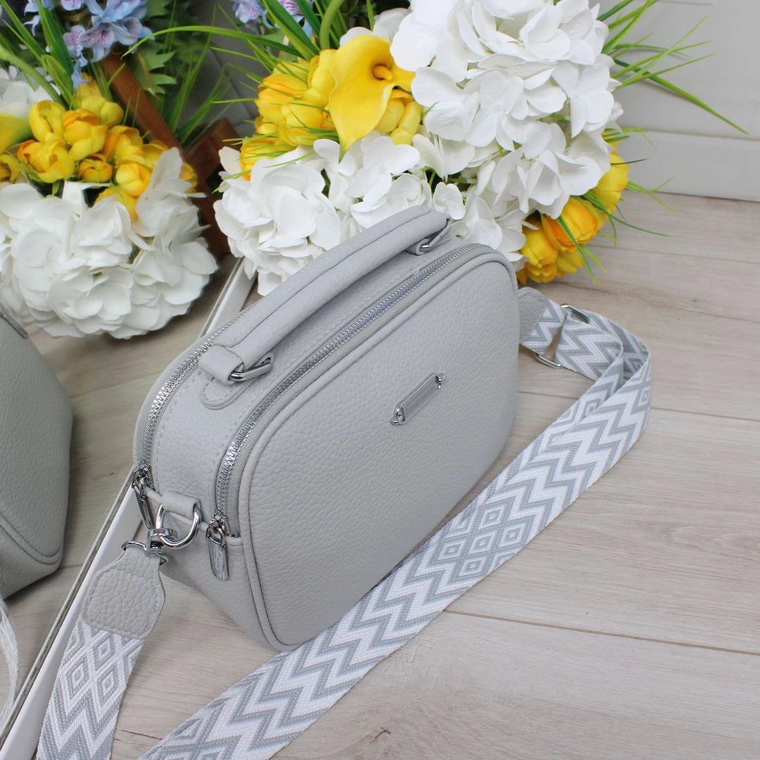 Жіноча сумка крос-боді сіра практична для студентки