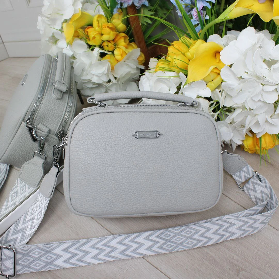 Жіноча сумка крос-боді сіра практична для студентки