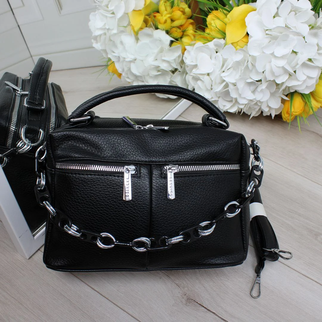 Чорна сумка крос-боді елегантна для ділової зустрічі