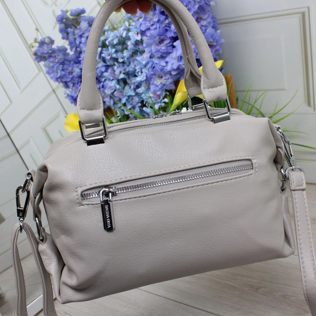 Світло сіро-лілова сумка крос-боді для мінімалістки