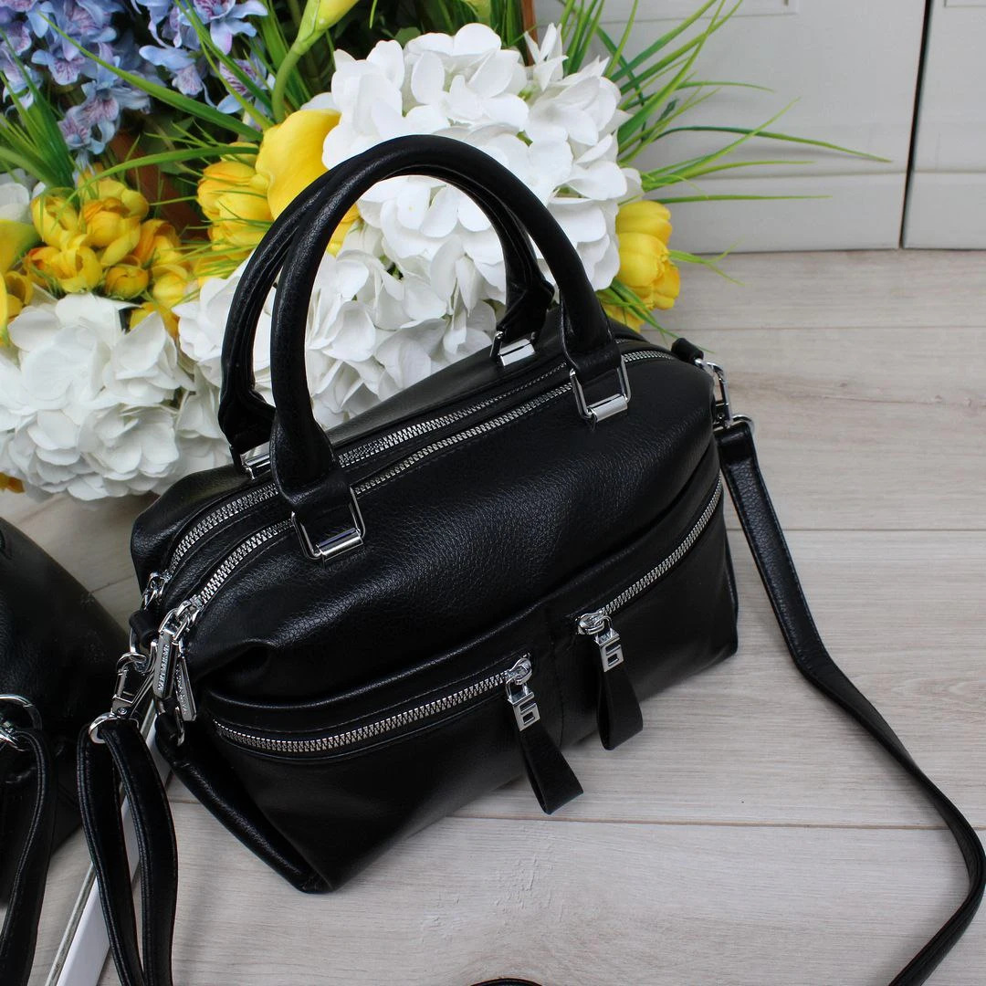 Жіноча сумка крос-боді чорна для офісу з двома відділеннями