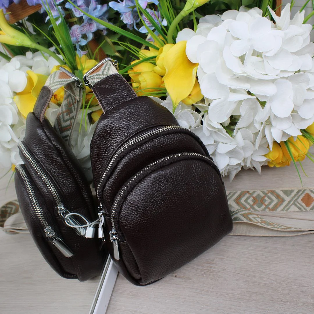 Шоколадна бананка з натуральної шкіри для романтичних побачень