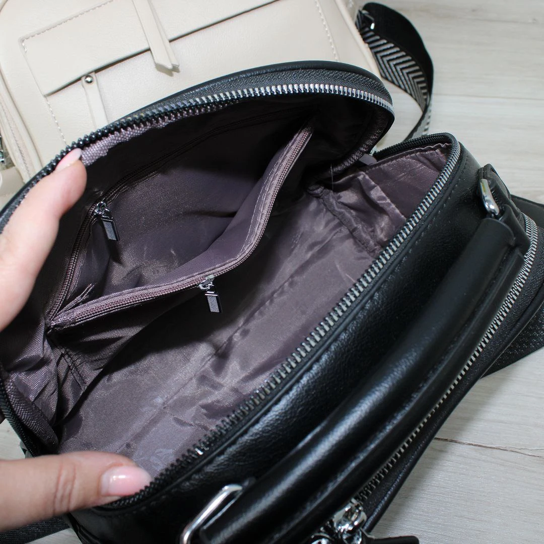 Жіноча сумка крос-боді чорна з подвійною блискавкою для офісу