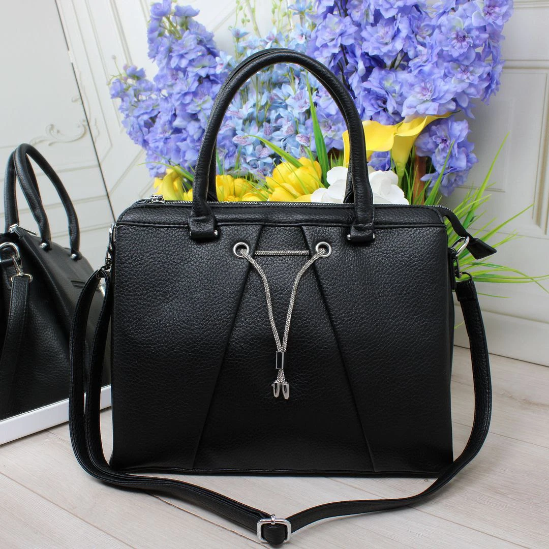 Жіноча класична сумка з екошкіри з трьома відділеннями