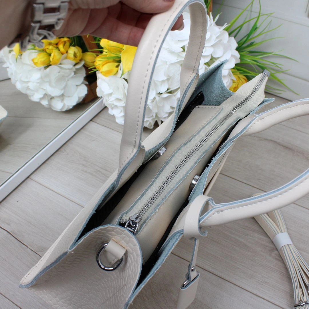 Жіноча молочна сумка з натуральної шкіри для особливих подій