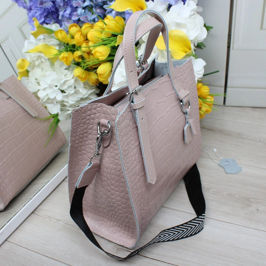 Жіноча сумка класична пудрова з натуральної шкіри з двома ременями