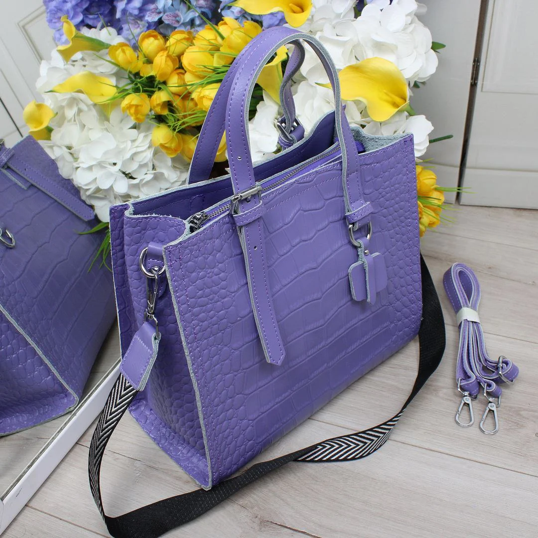 Фіолетова сумка класична з натуральної шкіри для екстравагантних