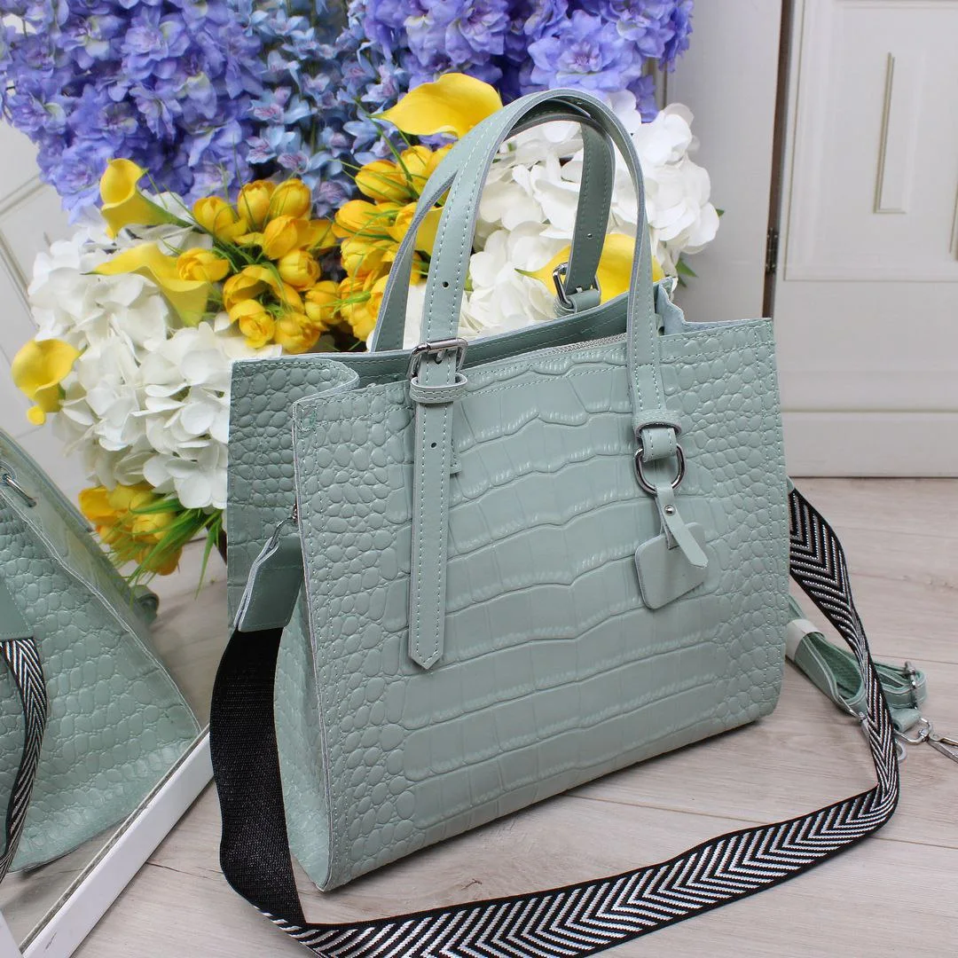 Фісташкова сумка класична з натуральної шкіри для творчих осіб