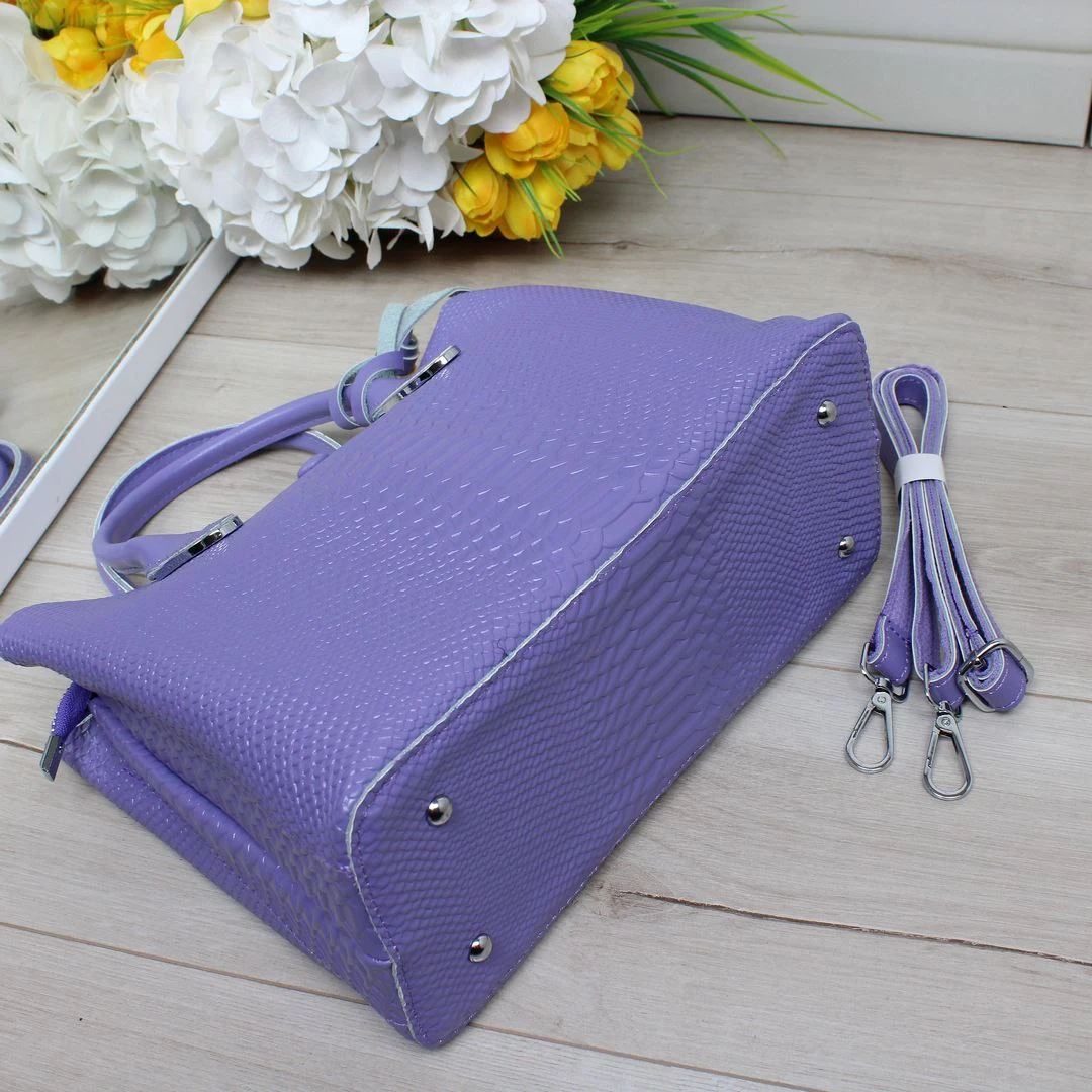 Фіолетова сумка через плече для творчих особистостей з шкіри