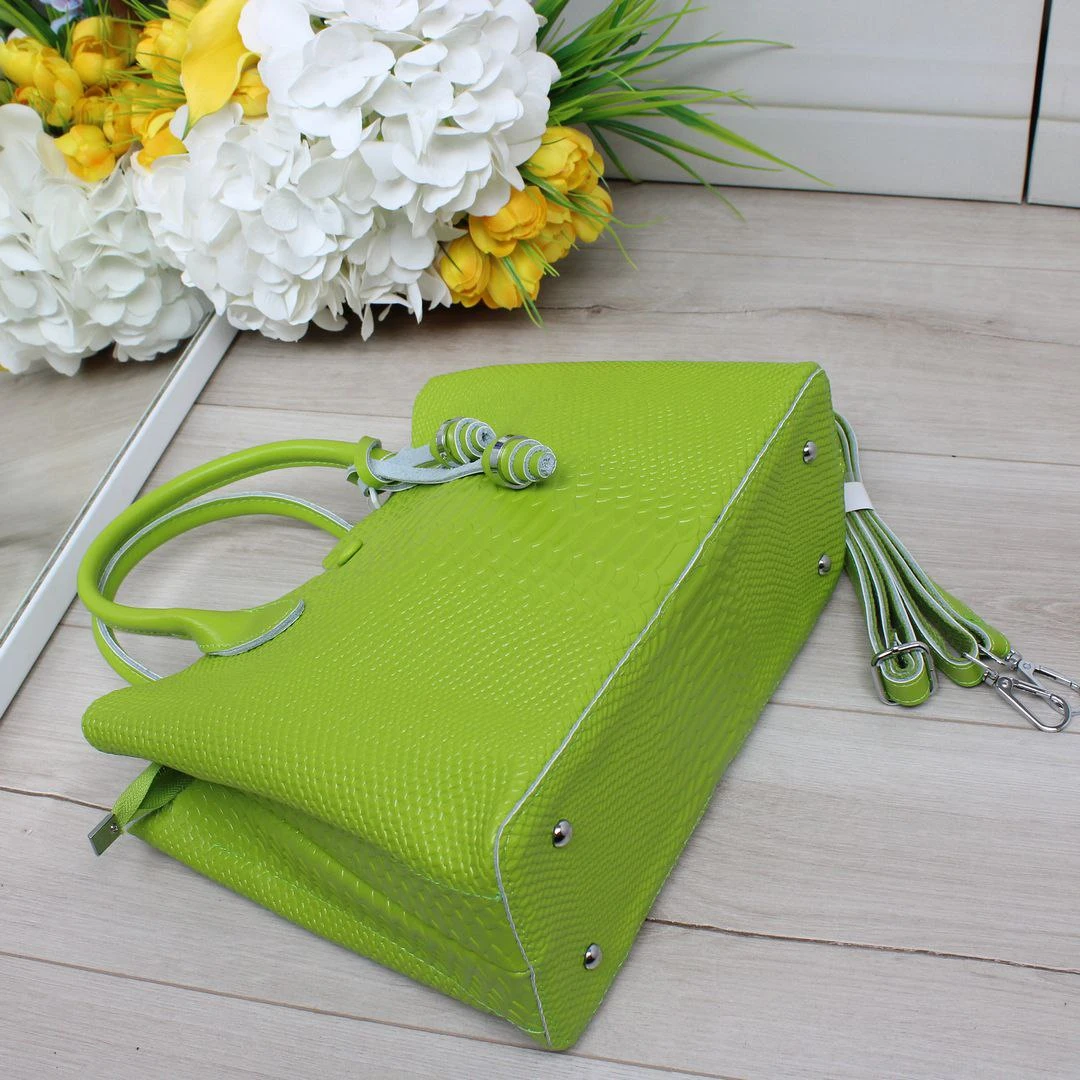 Зелена сумка через плече для жінки-менеджера з шкіри