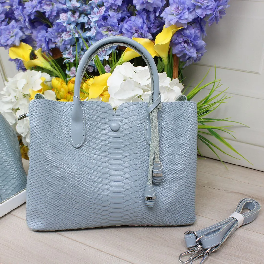 Блакитна сумка через плече для адепта з шкіри