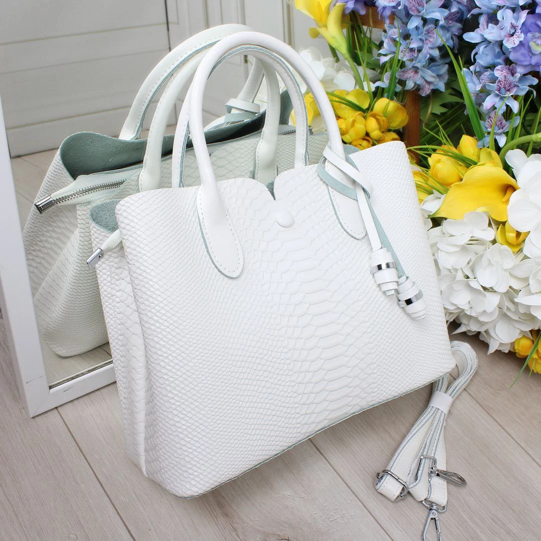 Біла сумка через плече для вечірнього виходу з шкіри