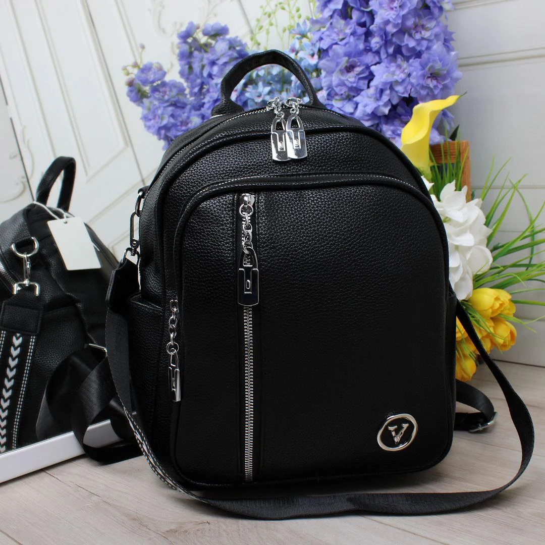 Жіночий рюкзак-сумка чорний з еко-шкіри для подорожей