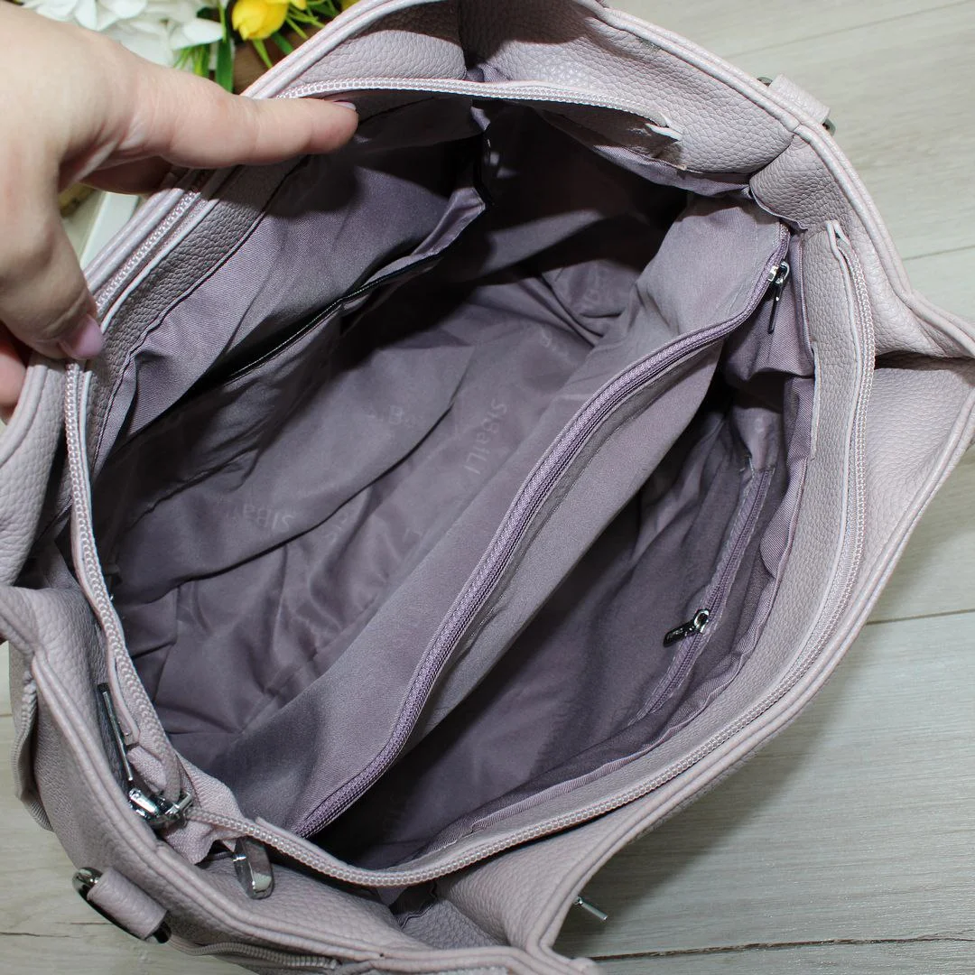 Жіноча сумка-мішок ніжного кольору пудра для романтичного побачення