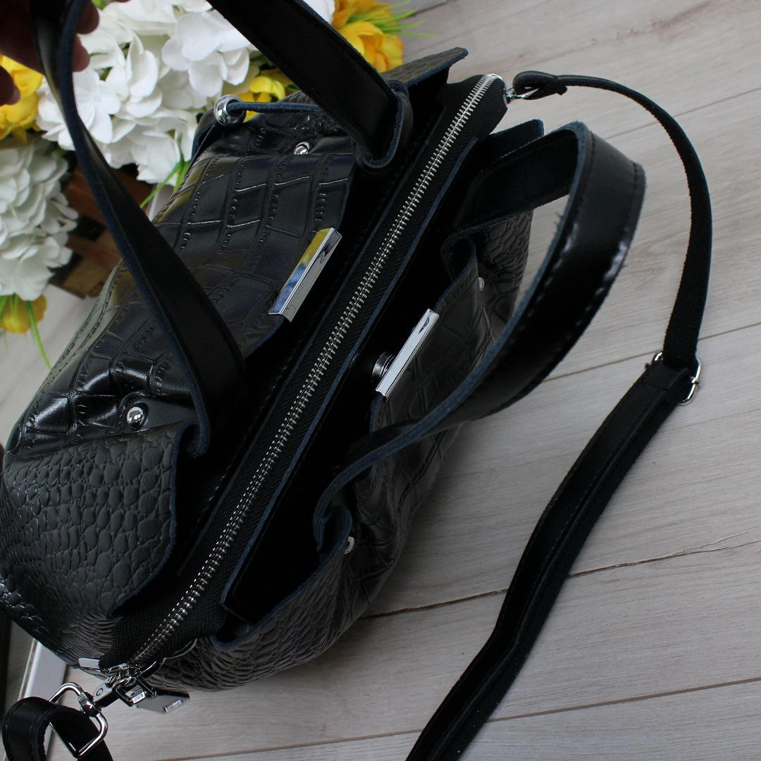 Жіноча ділова сумка з натуральної шкіри чорного кольору для офісу