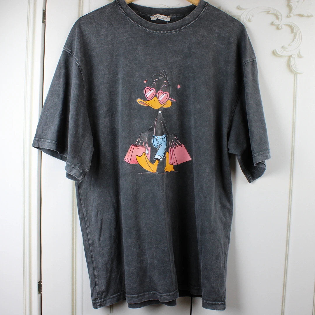 Жіноча сіра футболка з принтом для щоденного комфорту