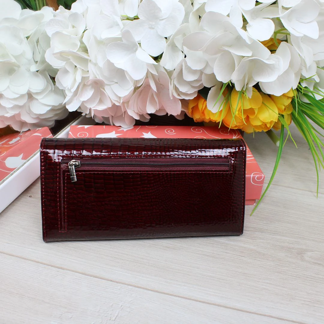 Стильний гаманець для щоденних турбот: компактний та організований