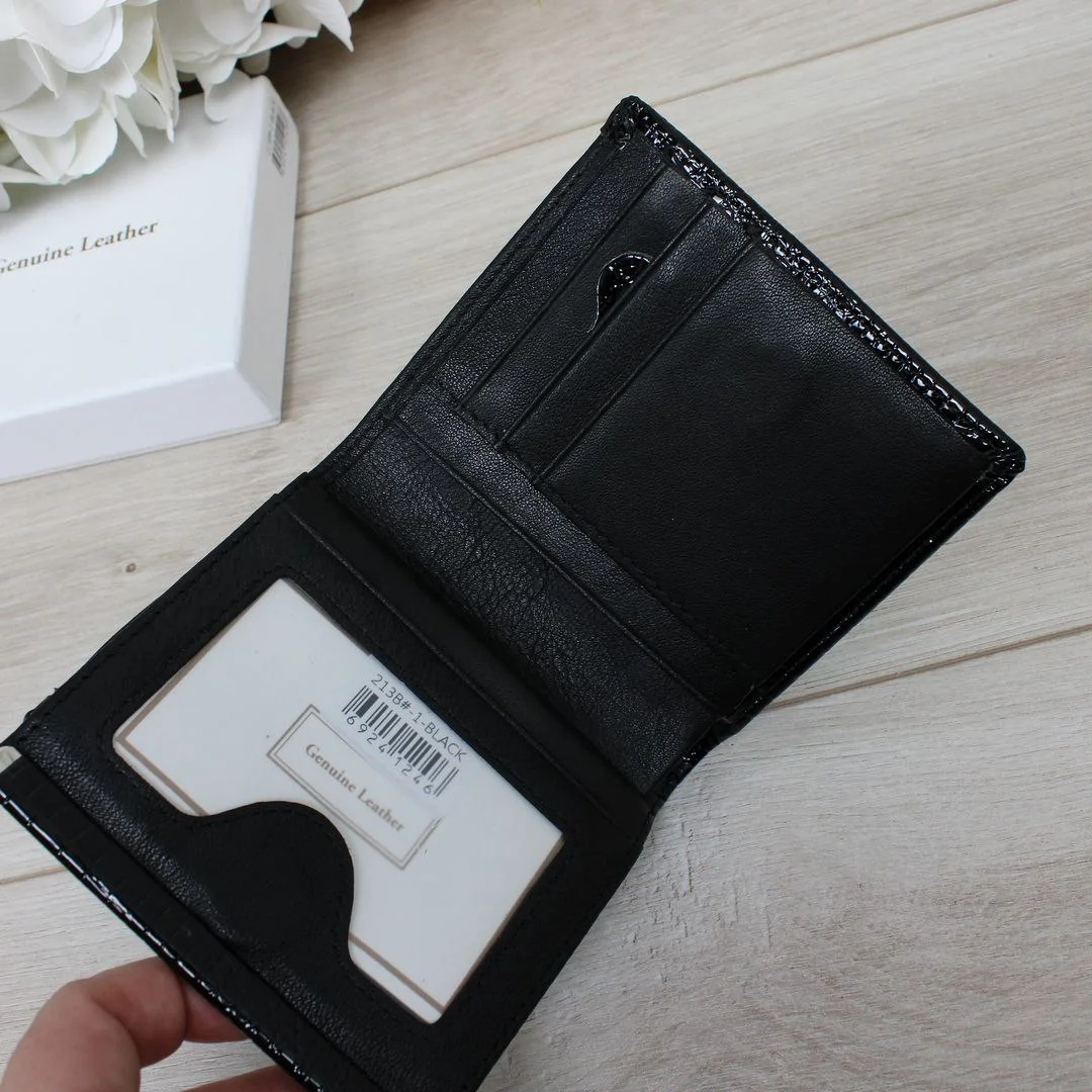 Класичний гаманець чорний універсальний для подорожей та бізнесу