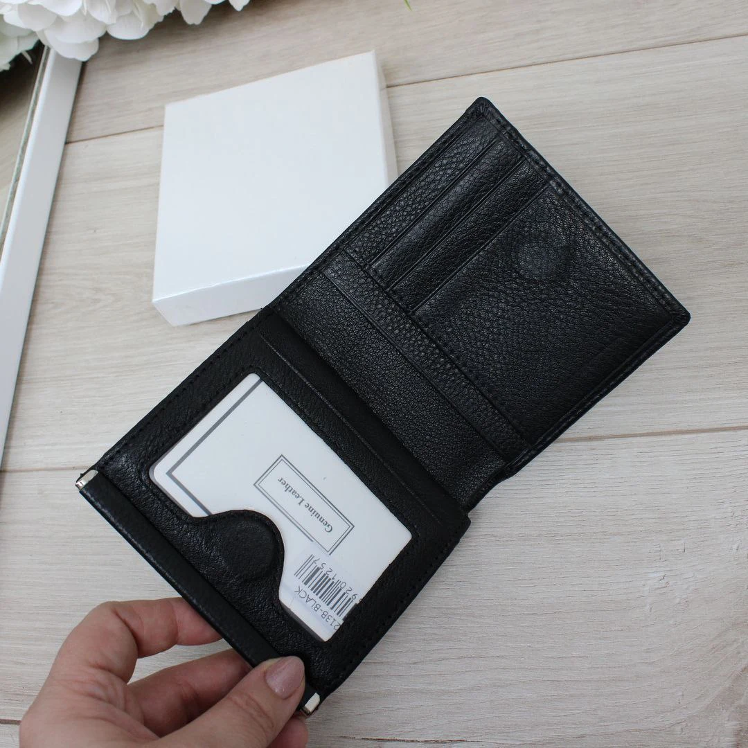 Діловий чорний гаманець для презентабельного вигляду