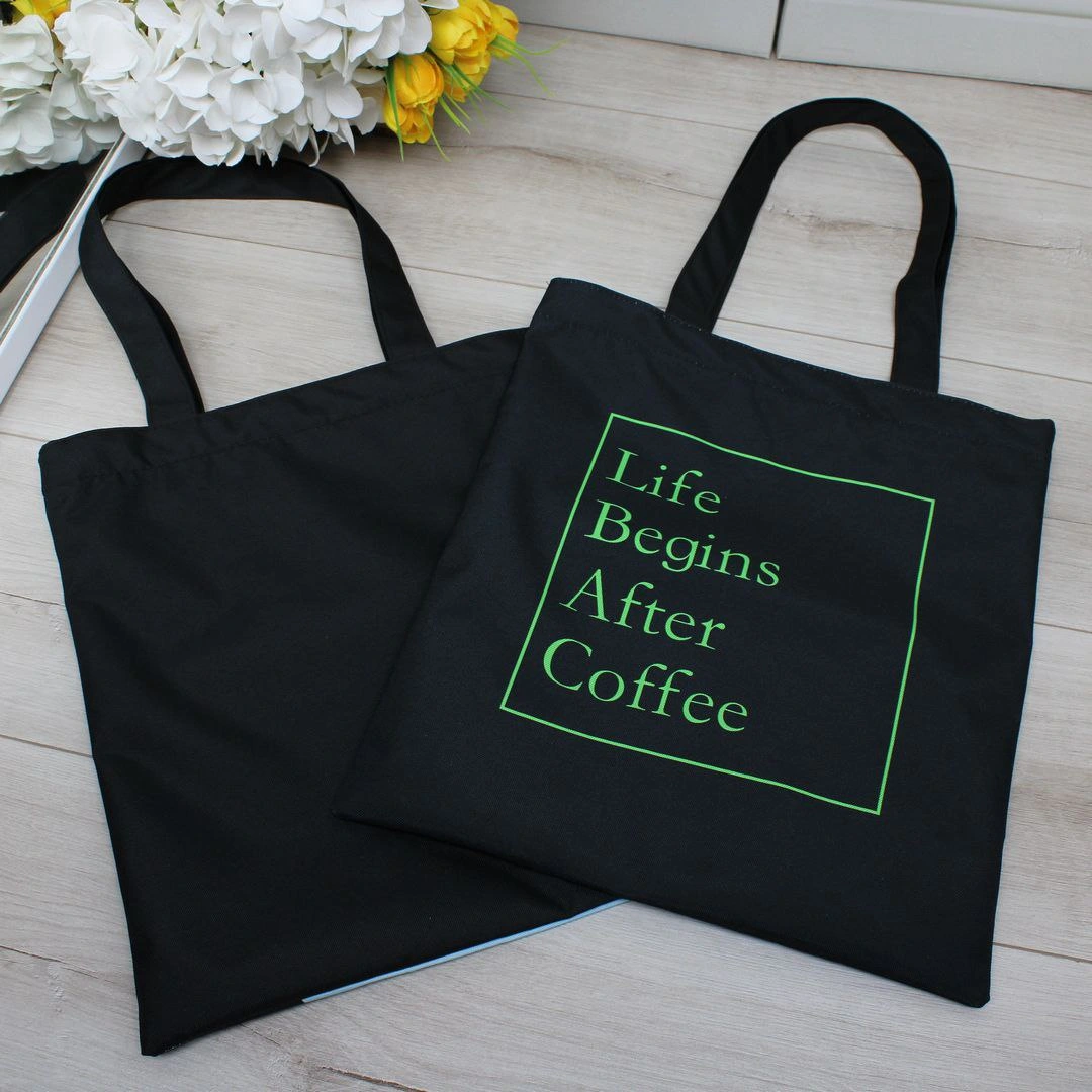 Жіноча сумка-шопер для роботи з принтом на плече