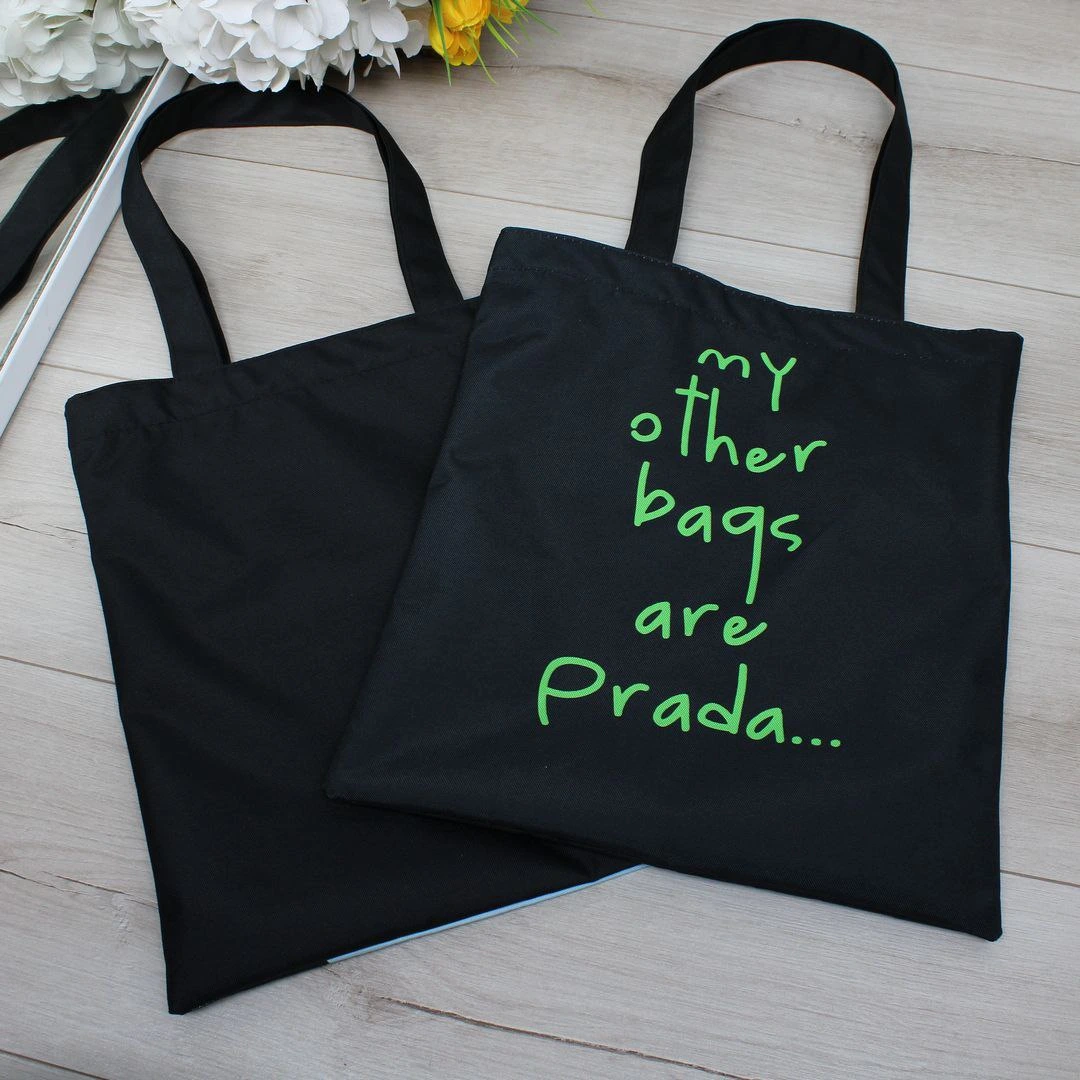 Жіноча сумка-шопер з принтом для навчання та зустрічей з подругами