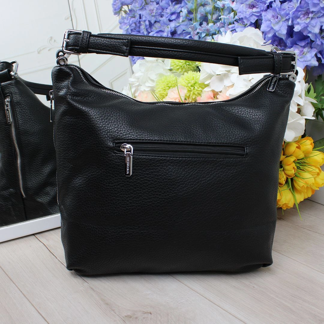 Стильна чорна сумка-мішок об'ємна – твій must-have для шопінгу