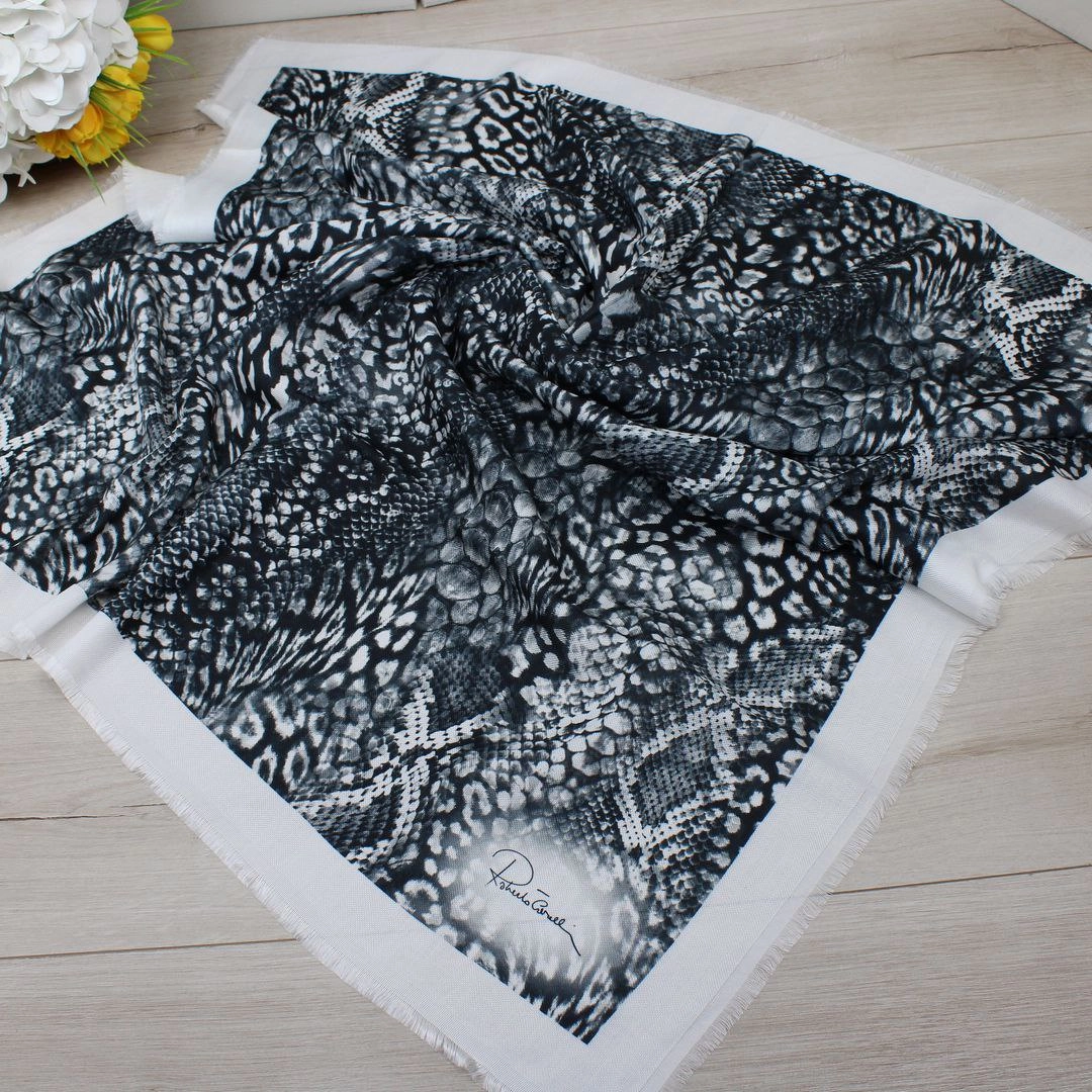 Жіноча хустка з дубайського кашеміру  для осені та весни