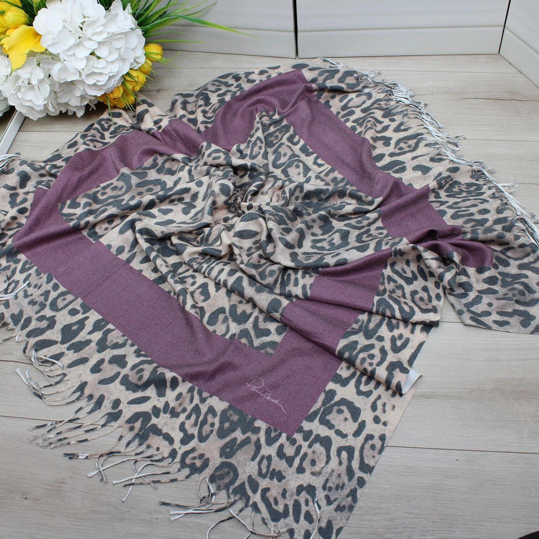 Жіноча хустка Cashmere Leo м’яка та стильна
