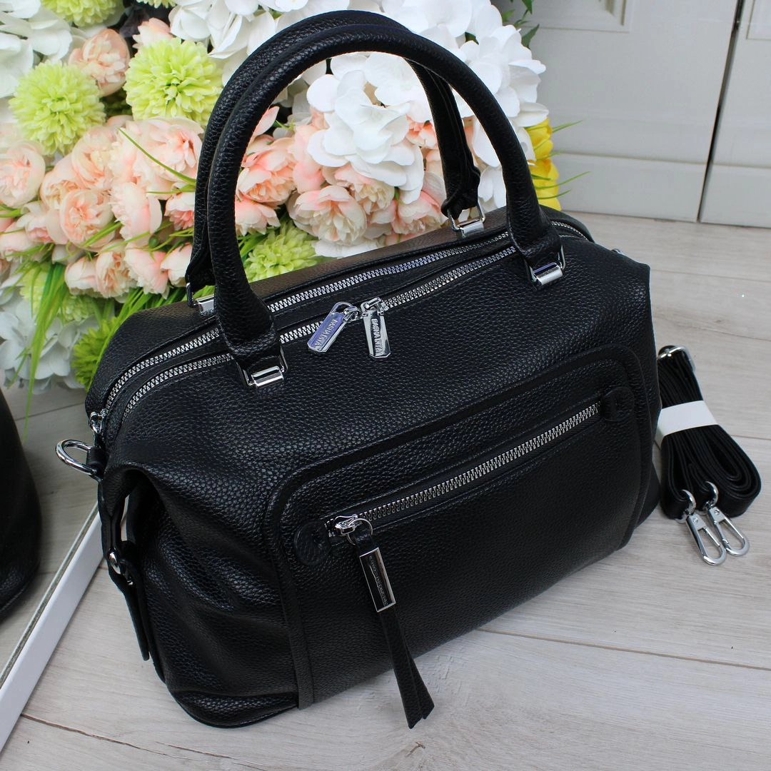 Жіноча чорна сумка крос-боді з екошкіри на два відділення через плече