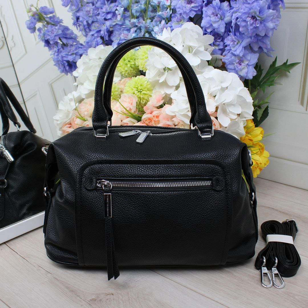 Жіноча чорна сумка крос-боді з екошкіри на два відділення через плече