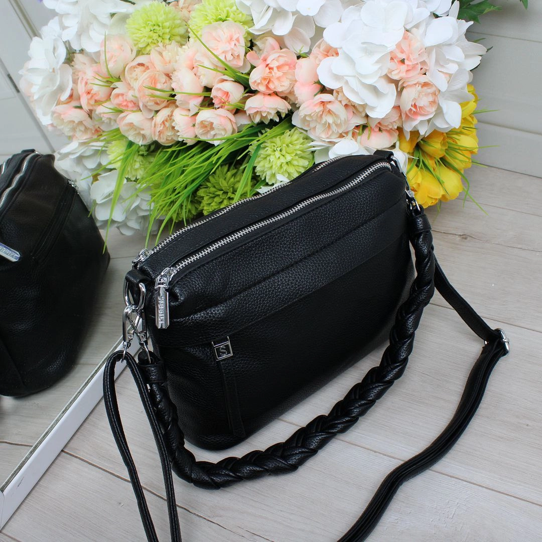 Жіноча чорна сумка крос-боді з екошкіри на два відділення