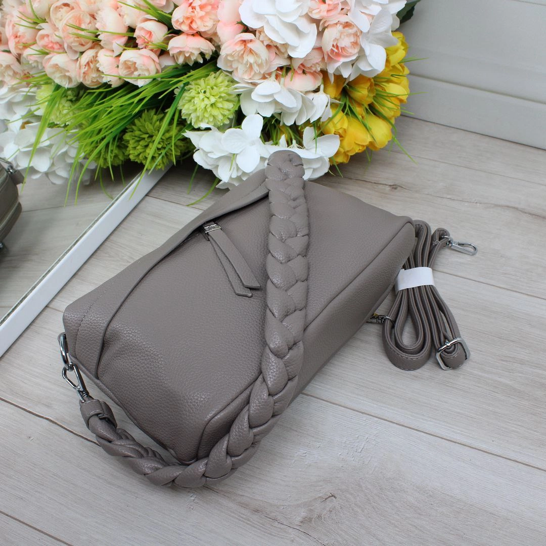 Жіноча сумка крос-боді темно-бежевого кольору з екошкіри на два відділення