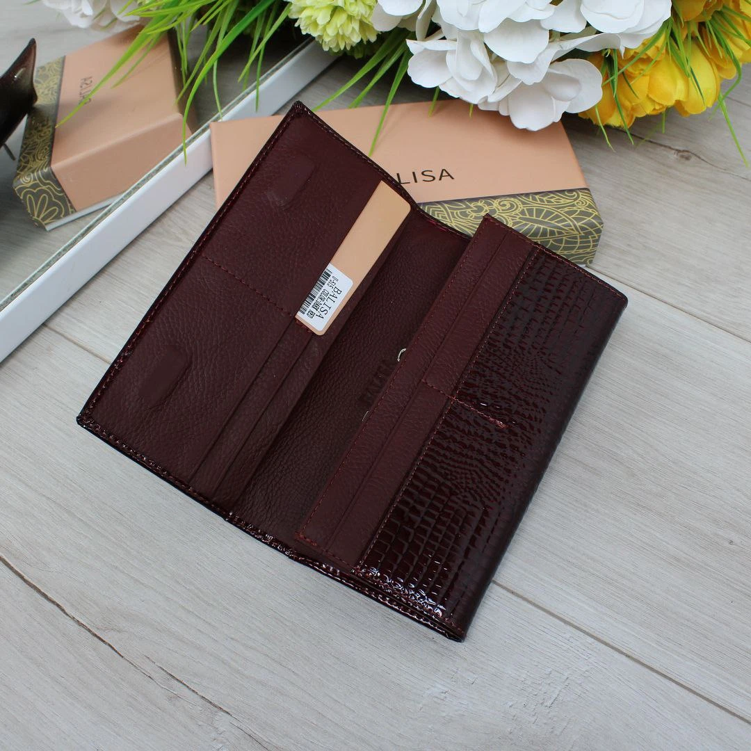 Жіночий гаманець бордовий з натуральної лакованої шкіри на магніті у фірмовій коробці