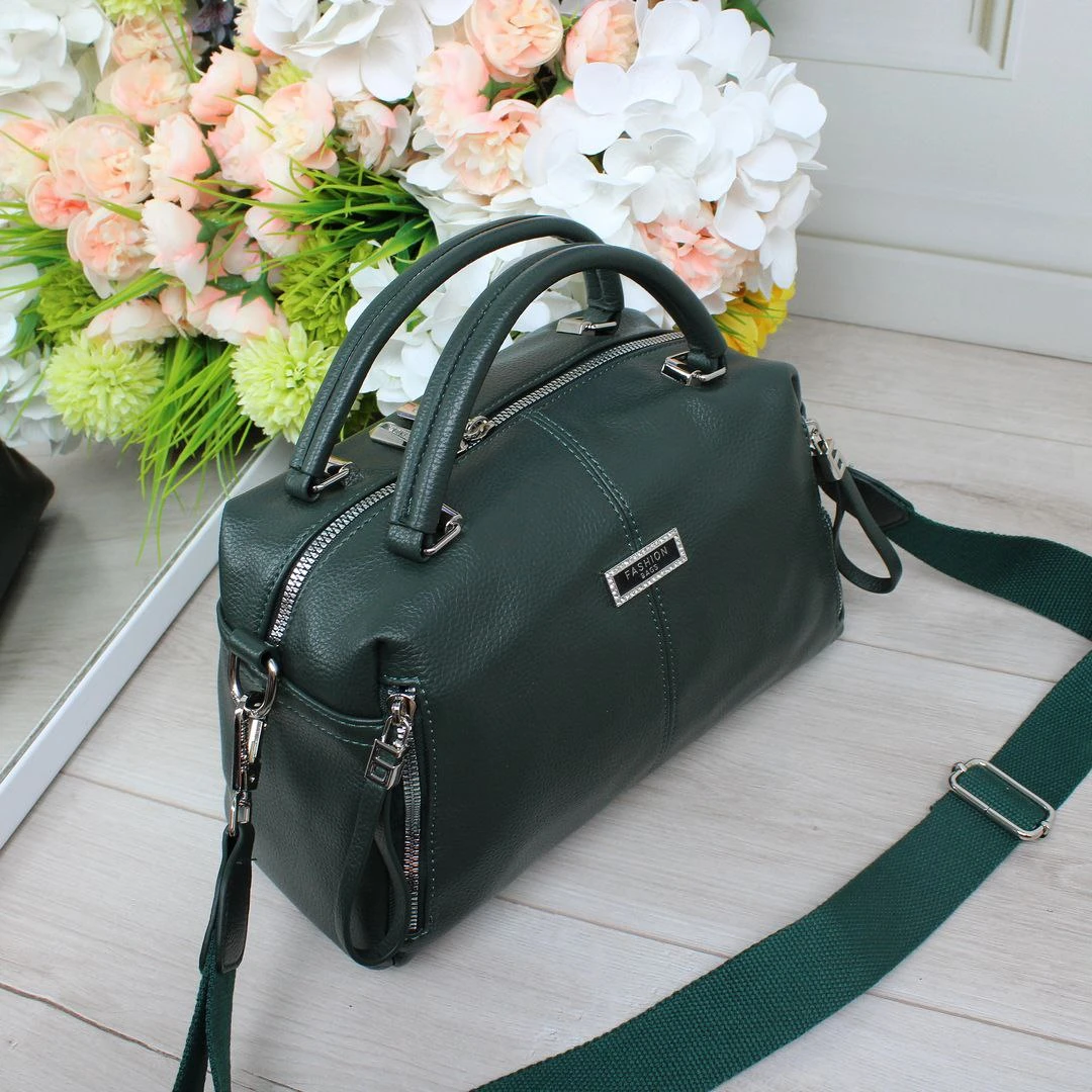 Жіноча зелена сумочка через плече з екошкіри люкс якості