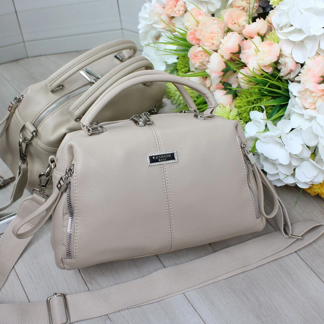 Жіноча бежева сумочка через плече з екошкіри люкс якості