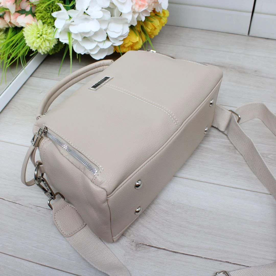 Жіноча бежева сумочка через плече з екошкіри люкс якості