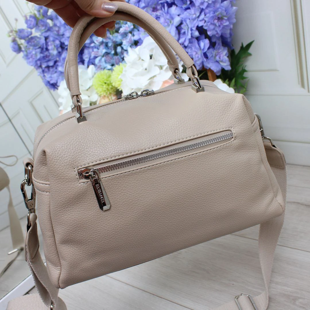 Жіноча бежева сумочка через плече з екошкіри люкс якості