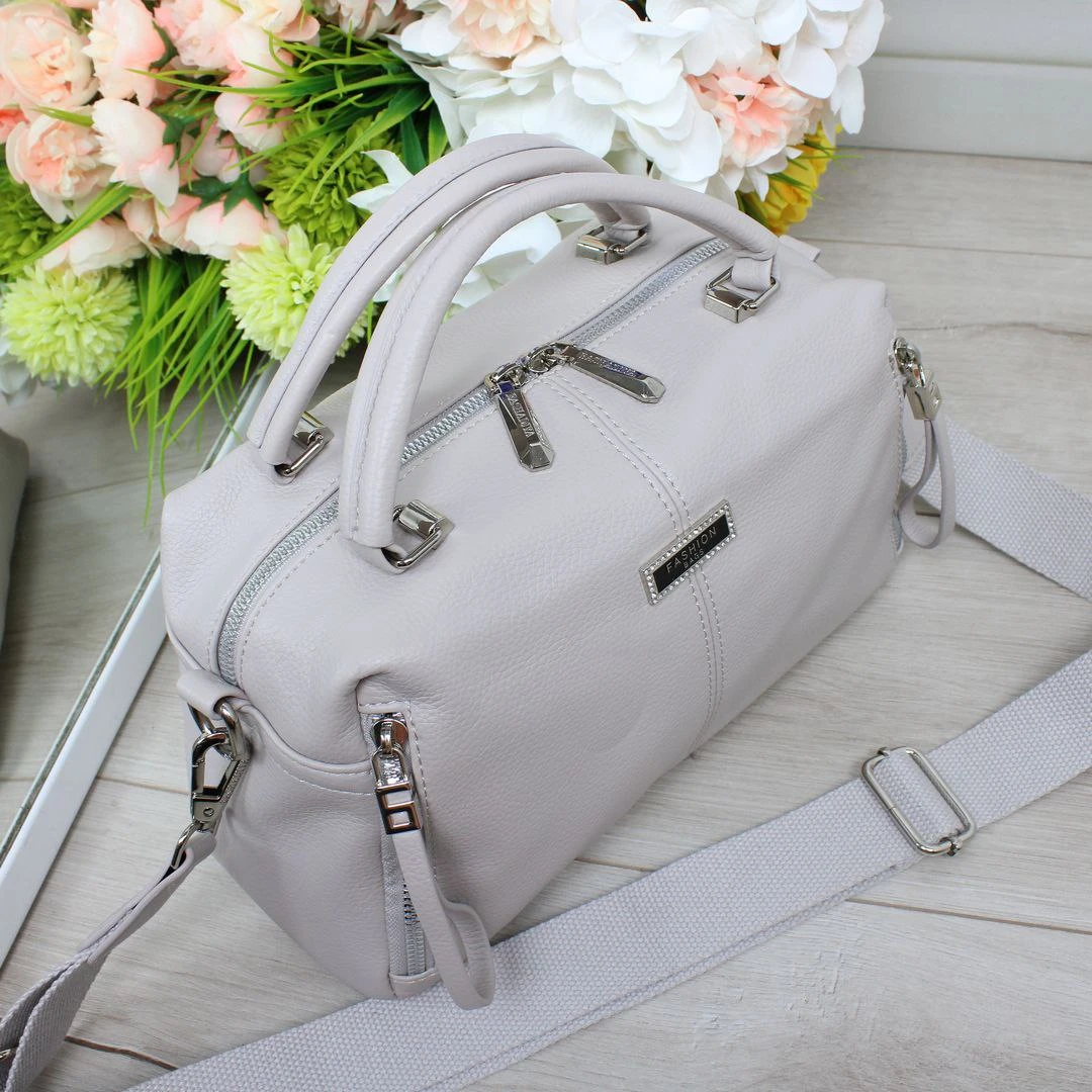 Жіноча світло сіро-лілова сумочка через плече з екошкіри люкс якості