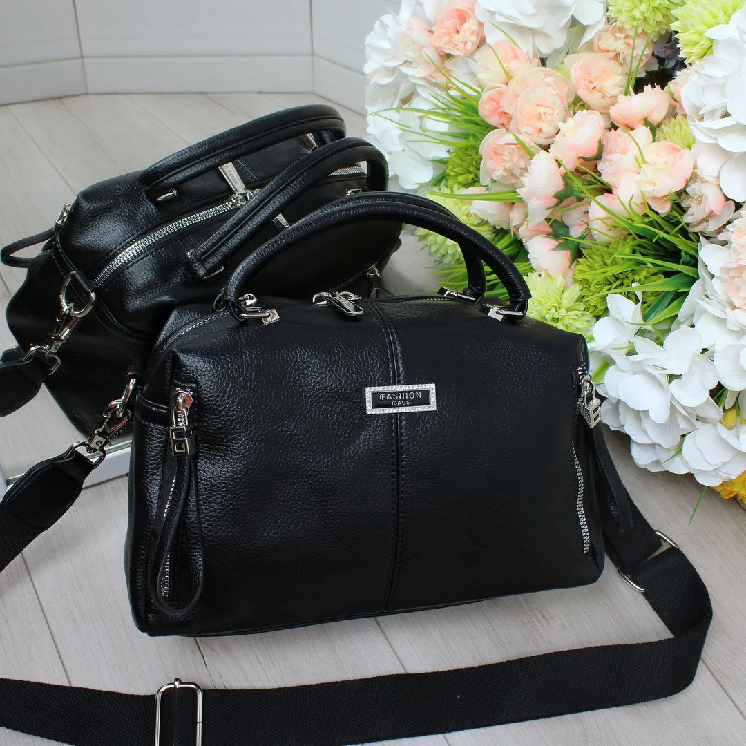 Жіноча чорна сумочка через плече з екошкіри люкс якості