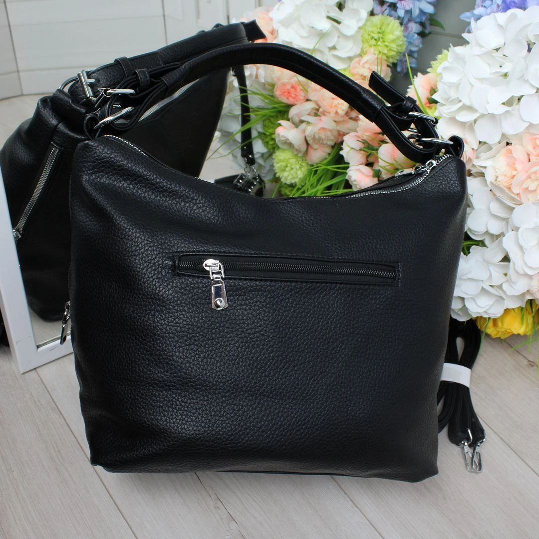 Жіноча чорна сумка-мішок з екошкіри формат А4 з довгим ременем