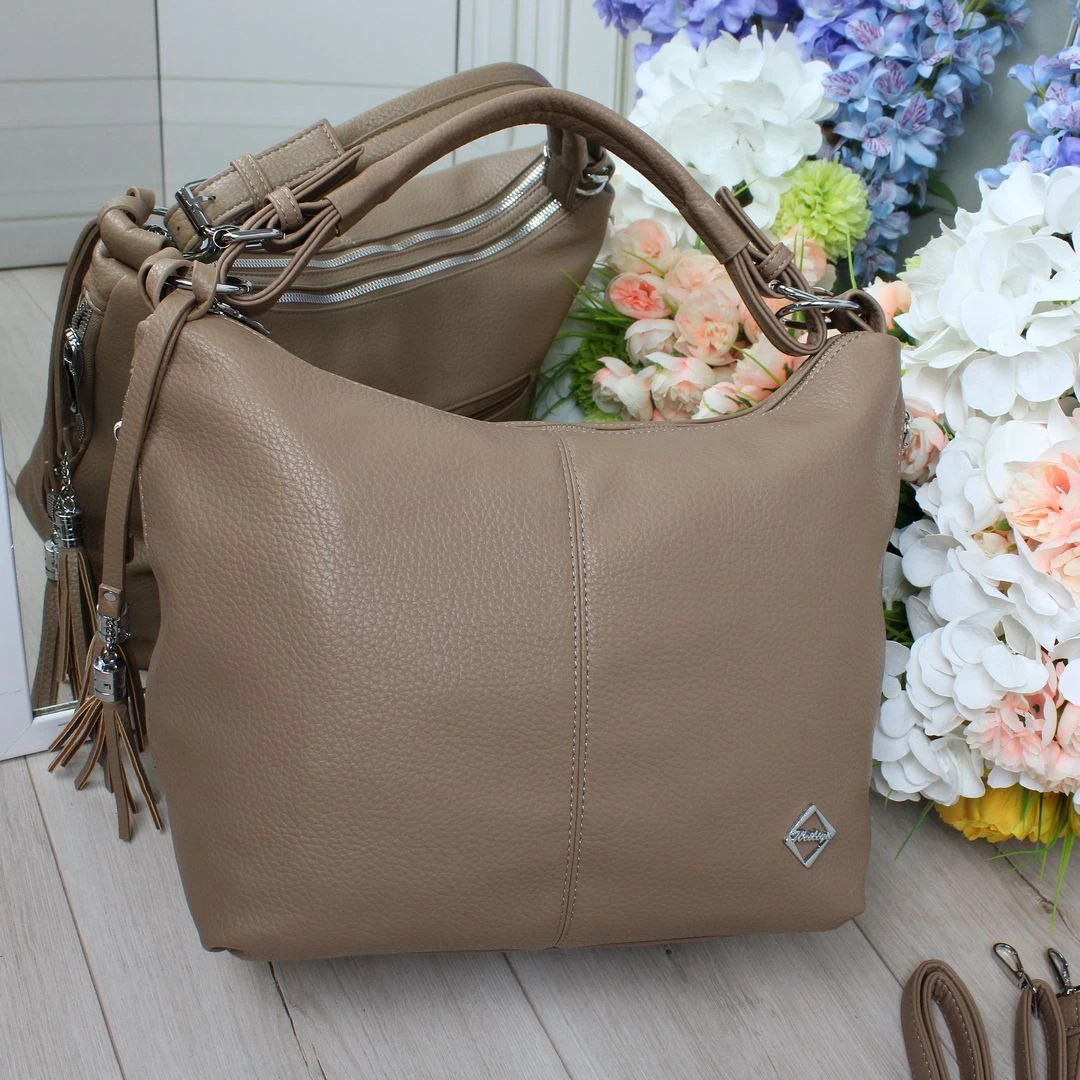 Жіноча сумка-мішок мокко з екошкіри формат А4