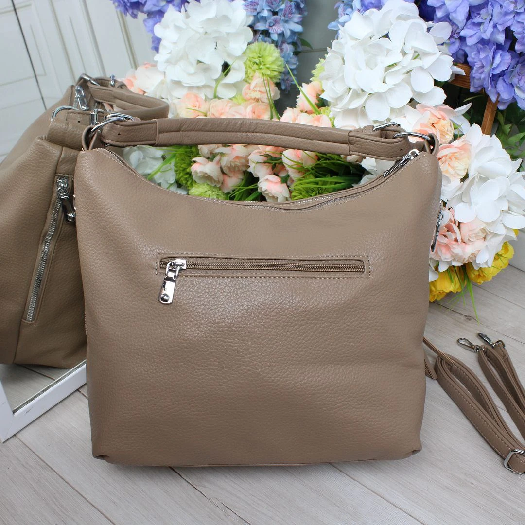 Жіноча сумка-мішок мокко з екошкіри формат А4