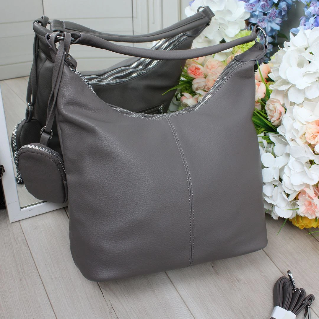 Жіноча графітова сумка-мішок з екошкіри на три відділення формату А4