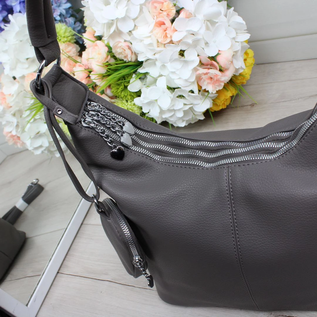 Жіноча графітова сумка-мішок з екошкіри на три відділення формату А4